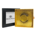 viaGlamour image of a Eyelashes